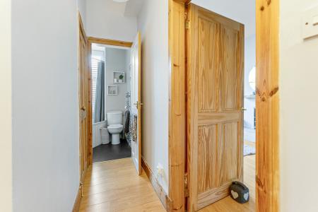 2 bedroom Flat for sale in 89/2 Henderson Street, Leith, Edinburgh