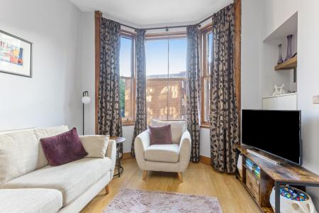 2 bedroom Flat for sale in 89/2 Henderson Street, The Shore, Edinburgh