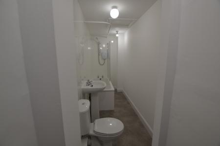 1 bedroom Flat to let in Oxford Street, Edinburgh, EH8