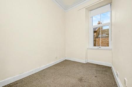 2 bedroom Flat for sale in 49 4 North Junction Street, Edinburgh, EH6 6HS