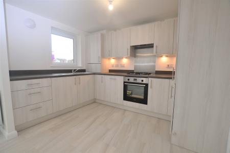 2 bedroom Flat to let in St. Aidens Road, Edinburgh, EH16