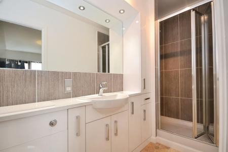 2 bedroom Flat to let in Citypark Way, Fettes, Edinburgh, EH5