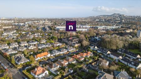 2 bedroom Retirement property for sale in 36 16 Queen's Road, Edinburgh, EH4 2BY