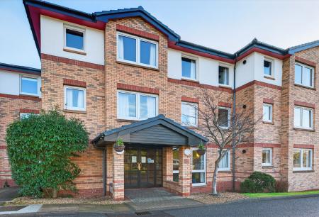 2 bedroom Retirement property for sale in 36 16 Queen's Road, Edinburgh, EH4 2BY