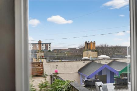 2 bedroom Flat for sale in 2/1 Bridge Street, Portobello, Edinburgh, EH15 1DB