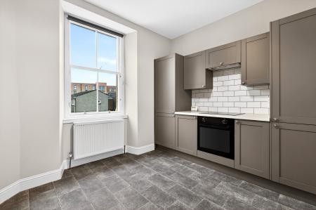 2 bedroom Flat for sale in 2/1 Bridge Street, Portobello, Edinburgh, EH15 1DB