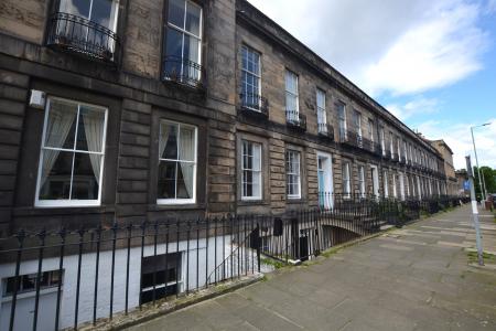 1 bedroom Flat to let in East Claremont Street, Edinburgh, EH7