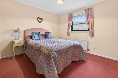 1 bedroom Semi-detached bungalow for sale in Newbyres Crescent, Gorebridge, EH23