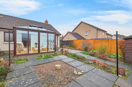 1 bedroom Semi-detached bungalow for sale in Newbyres Crescent, Gorebridge, EH23