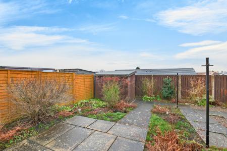 1 bedroom Semi-detached bungalow for sale in Newbyres Crescent, Gorebridge, EH23