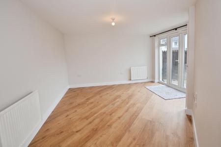 2 bedroom Flat to let in Rowberry Walk, Prestonpans, EH32