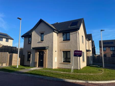 3 bedroom Semi-detached house to let in Bannerman Terrace, Edinburgh, EH17