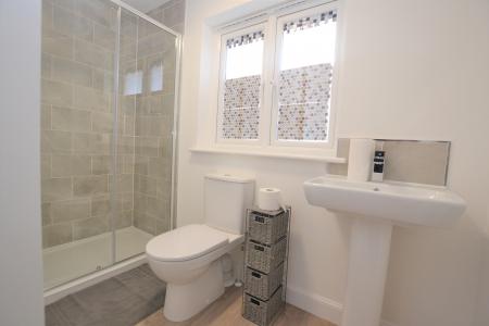 3 bedroom Semi-detached house to let in Bannerman Terrace, Edinburgh, EH17