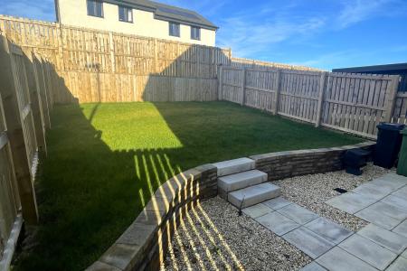 3 bedroom Semi-detached house to let in Bannerman Terrace, Edinburgh, EH17