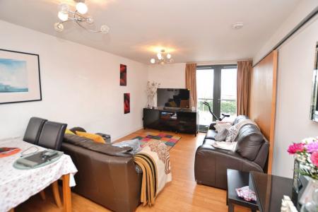 2 bedroom Flat to let in Kirk Brae, Liberton, Edinburgh, EH16