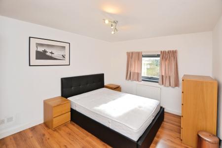 2 bedroom Flat to let in Kirk Brae, Liberton, Edinburgh, EH16