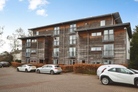 2 bedroom Flat to let in Kirk Brae, Liberton, Edinburgh, EH16