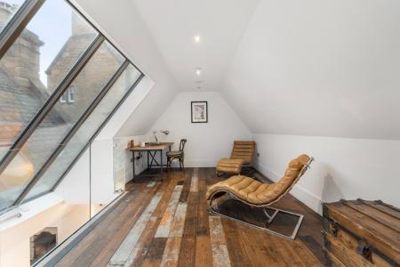 4 bedroom Mews house for sale in 1 Rothesay Mews, Edinburgh, EH3 7SG