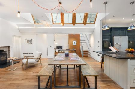 4 bedroom Mews house for sale in 1 Rothesay Mews, Edinburgh, EH3 7SG