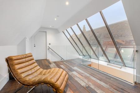 4 bedroom Mews house for sale in 1 Rothesay Mews, Edinburgh, EH3 7SG