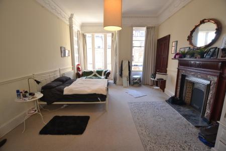 5 bedroom Flat to let in Bruntsfield Place, Bruntsfield, Edinburgh, EH10