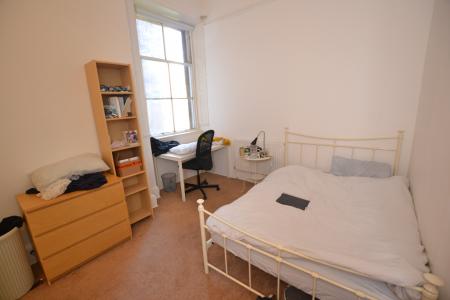 5 bedroom Flat to let in Bruntsfield Place, Bruntsfield, Edinburgh, EH10