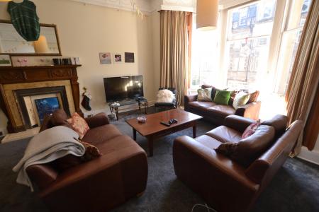 5 bedroom Flat to let in Bruntsfield Place, Bruntsfield, Edinburgh, EH10