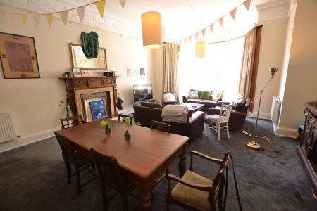 5 bedroom Flat to let in Bruntsfield Place, Bruntsfield, Edinburgh, EH10