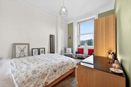 2 bedroom Flat for sale in 3 6 Comely Bank Road, Stockbridge, EH4 1DR