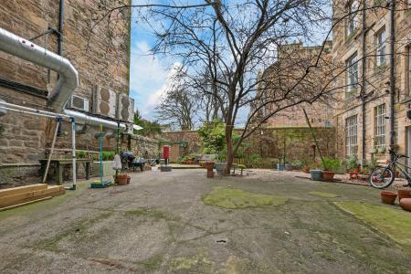 2 bedroom Flat for sale in 3 6 Comely Bank Road, Stockbridge, EH4 1DR