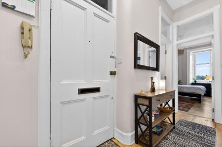 2 bedroom Flat for sale in 3 6 Comely Bank Road, Stockbridge, EH4 1DR