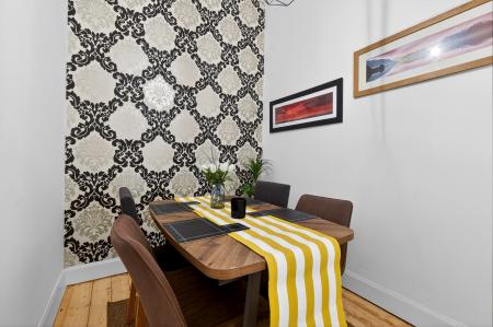 2 bedroom Flat for sale in 3 6 Comely Bank Road, Stockbridge, EH4 1DR