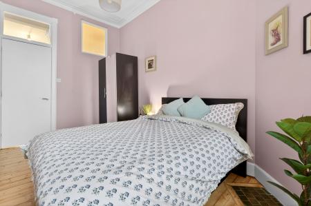 2 bedroom Flat for sale in 3 6 Comely Bank Road, Stockbridge, EH4 1DR