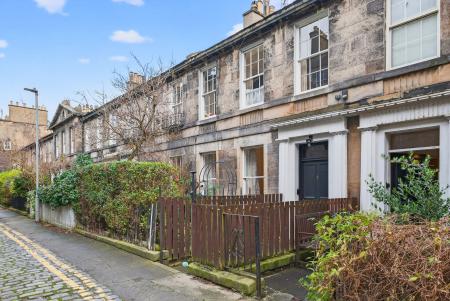 1 bedroom Flat for sale in Raeburn Street, Stockbridge, Edinburgh, EH4