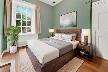 1 bedroom Flat for sale in Raeburn Street, Stockbridge, Edinburgh, EH4