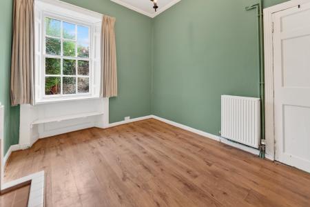 1 bedroom Flat for sale in Raeburn Street, Stockbridge, Edinburgh, EH4