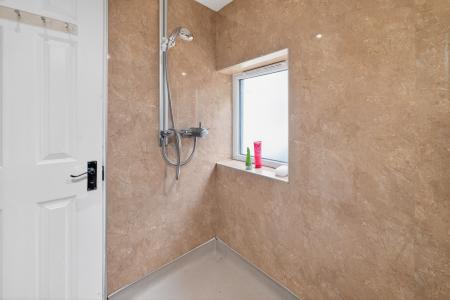 1 bedroom Flat for sale in Raeburn Street, Stockbridge, Edinburgh, EH4