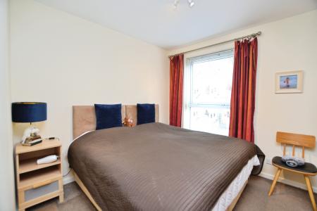2 bedroom Flat to let in Holyrood Road, Edinburgh, EH8