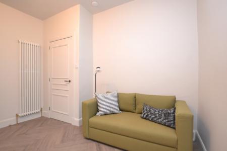 1 bedroom Flat to let in 2f2