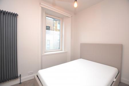 1 bedroom Flat to let in 2f2