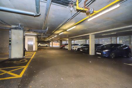 2 bedroom Flat to let in Lochend Park View, Lochend, Edinburgh, EH7