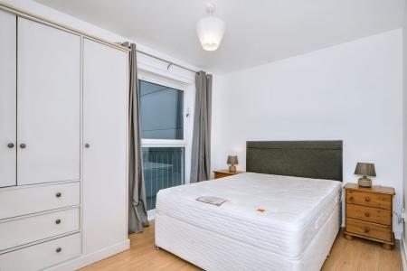 2 bedroom Flat to let in Lochend Park View, Lochend, Edinburgh, EH7