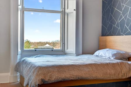 3 bedroom Flat for sale in 27 (2F) Douglas Crescent , Edinburgh, West End, EH12 5BA