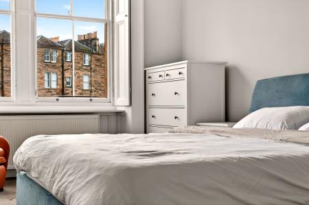 3 bedroom Flat for sale in 27 (2F) Douglas Crescent , Edinburgh, West End, EH12 5BA
