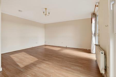 4 bedroom End of terrace house for sale in 31 Cotlaws. Kirkliston, EH29 9DR