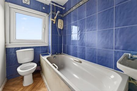 4 bedroom End of terrace house for sale in 31 Cotlaws. Kirkliston, EH29 9DR