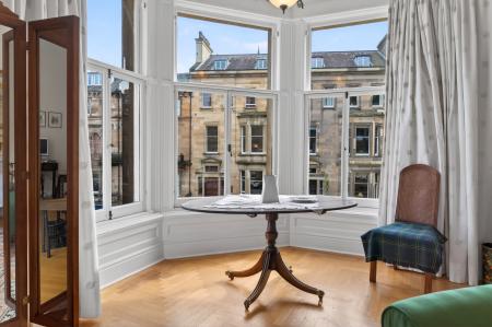 4 bedroom Flat for sale in 21 2 Rothesay Terrace, Edinburgh, EH3 7RY