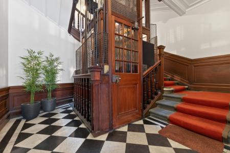 4 bedroom Flat for sale in 21 2 Rothesay Terrace, Edinburgh, EH3 7RY