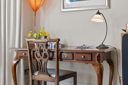 4 bedroom Flat for sale in 21 2 Rothesay Terrace, Edinburgh, EH3 7RY