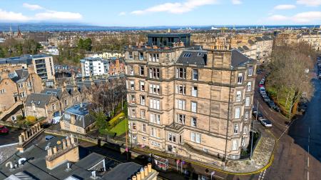 4 bedroom Flat for sale in 21 2 Rothesay Terrace, Edinburgh, EH3 7RY